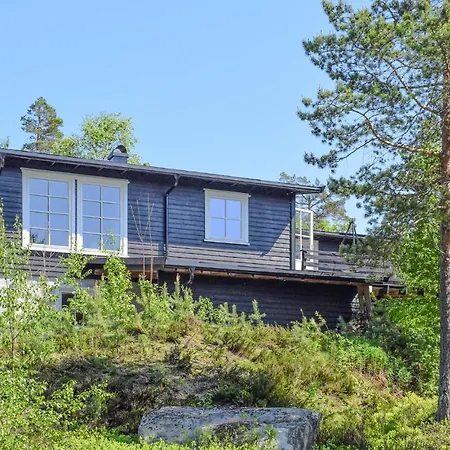 4 Bedroom Lovely In *