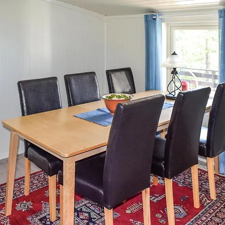 4 Bedroom Lovely In Treungen
