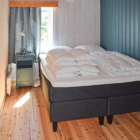 Holiday home 4 Bedroom Lovely In Treungen